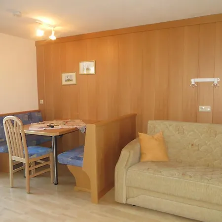 Pensjonat Haus Waltraud Sankt Jakob in Defereggen