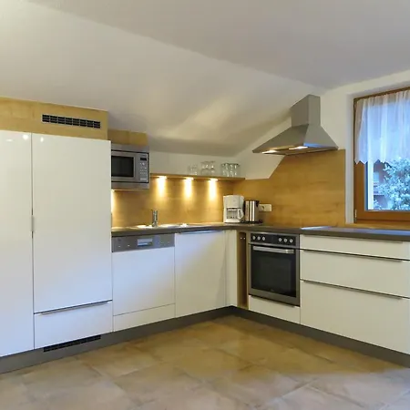 Haus Waltraud 게스트하우스 3*