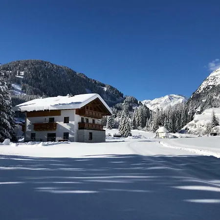 Haus Waltraud Penzion *